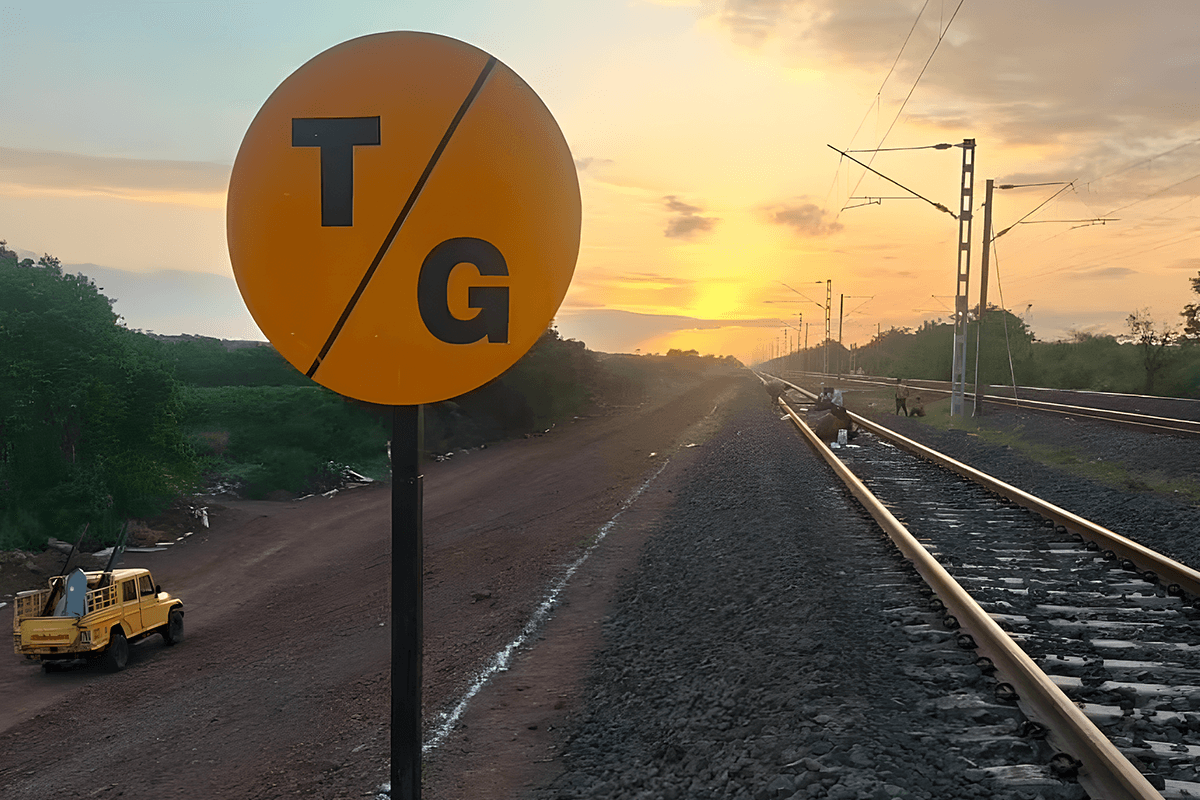 AtoZ Group: CORE/RDSO Approved Railway Sign Board Manufacturer